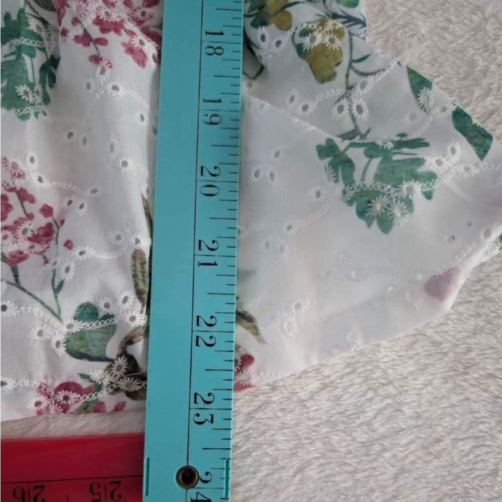 Gracia White Pink Floral Eyelet Blouse - Medium - Picture 4 of 7
